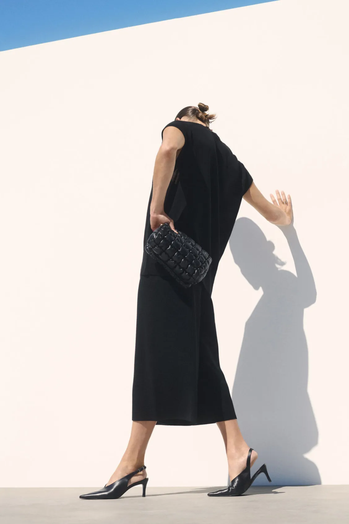 COS V-NECK MERINO WOOL TANK-Women Tops | Sweaters & Cardigans