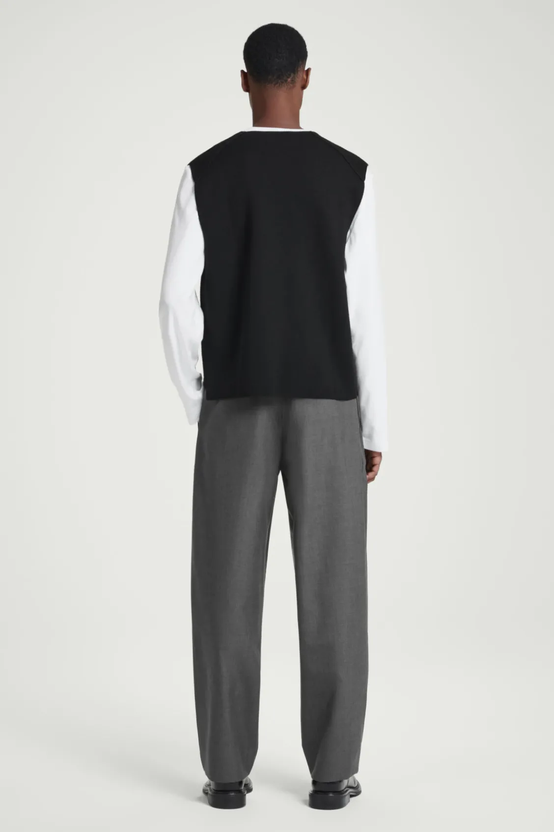 COS V-NECK MILANO-KNIT WOOL TANK- Sweaters & Cardigans