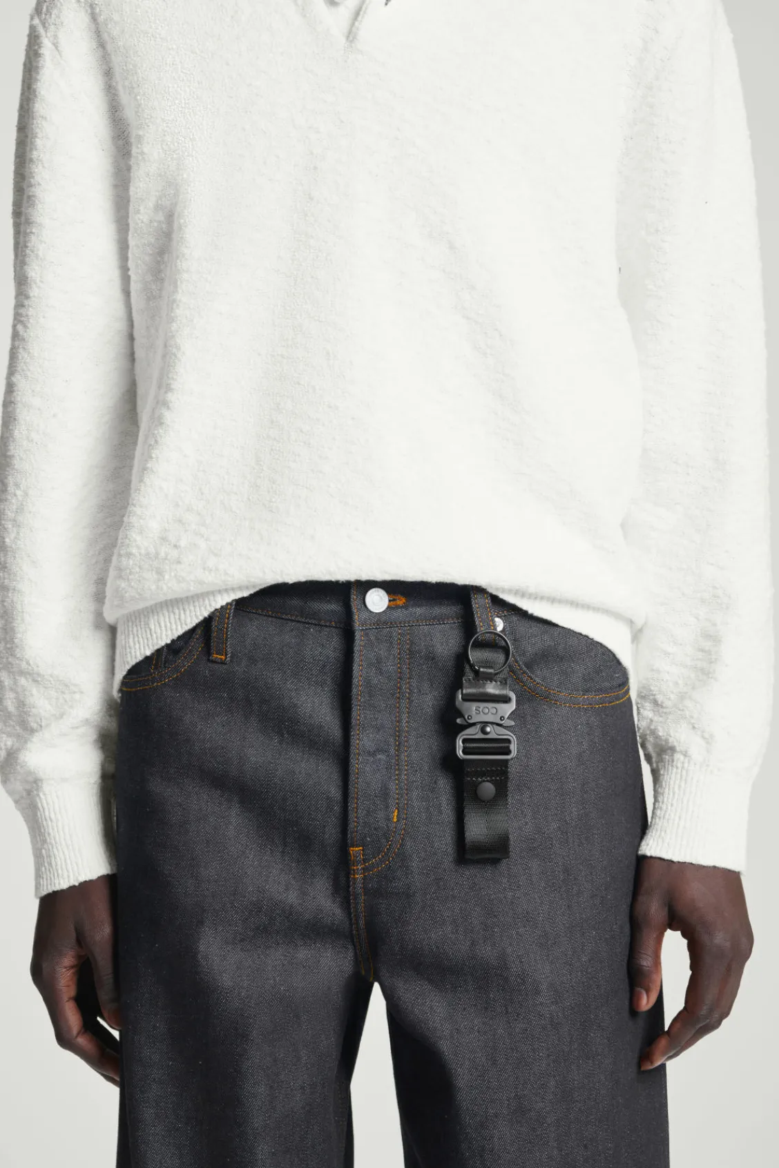 COS WEBBING UTILITY KEYRING- Bags & Wallets