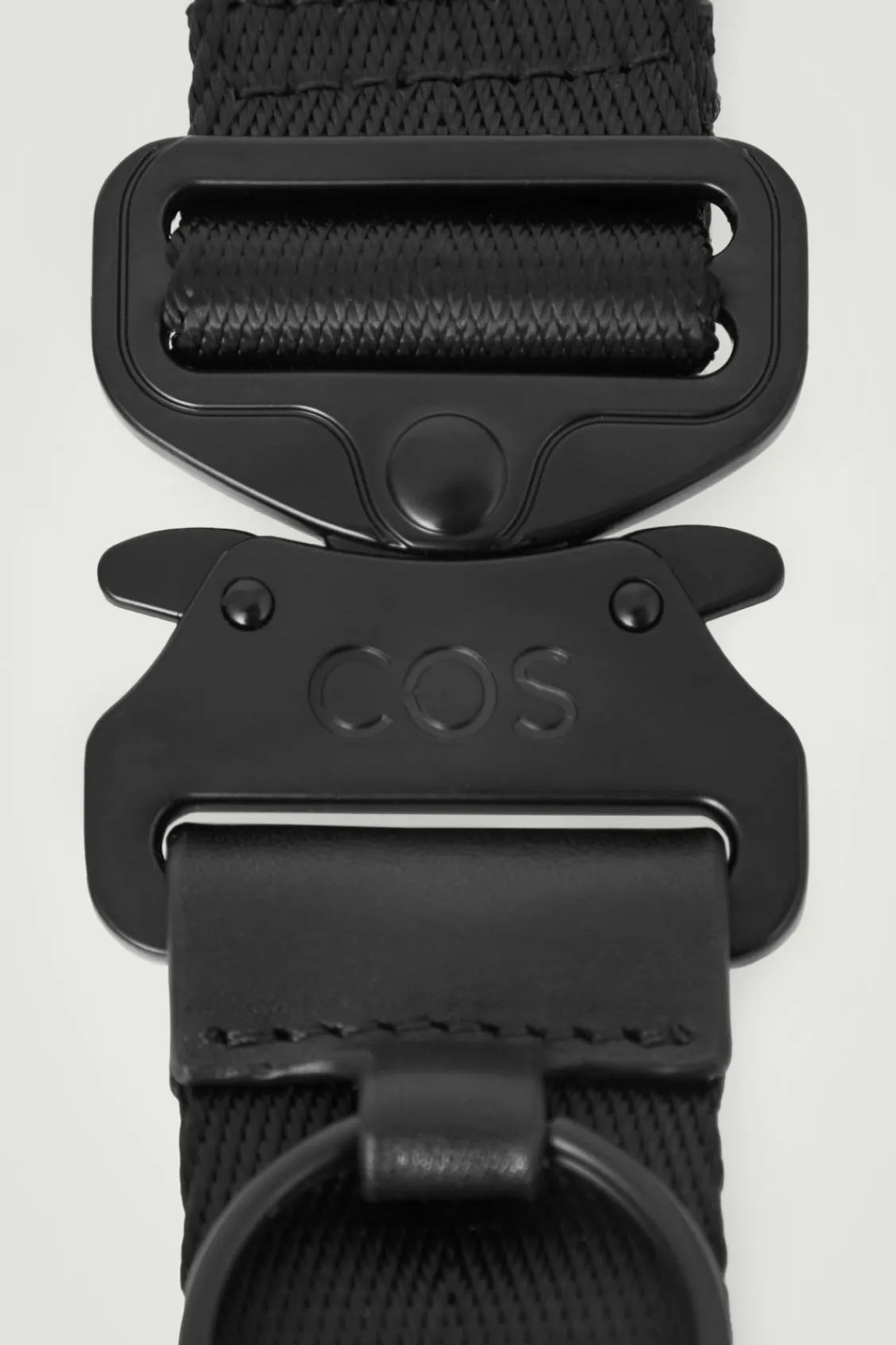 COS WEBBING UTILITY KEYRING- Bags & Wallets