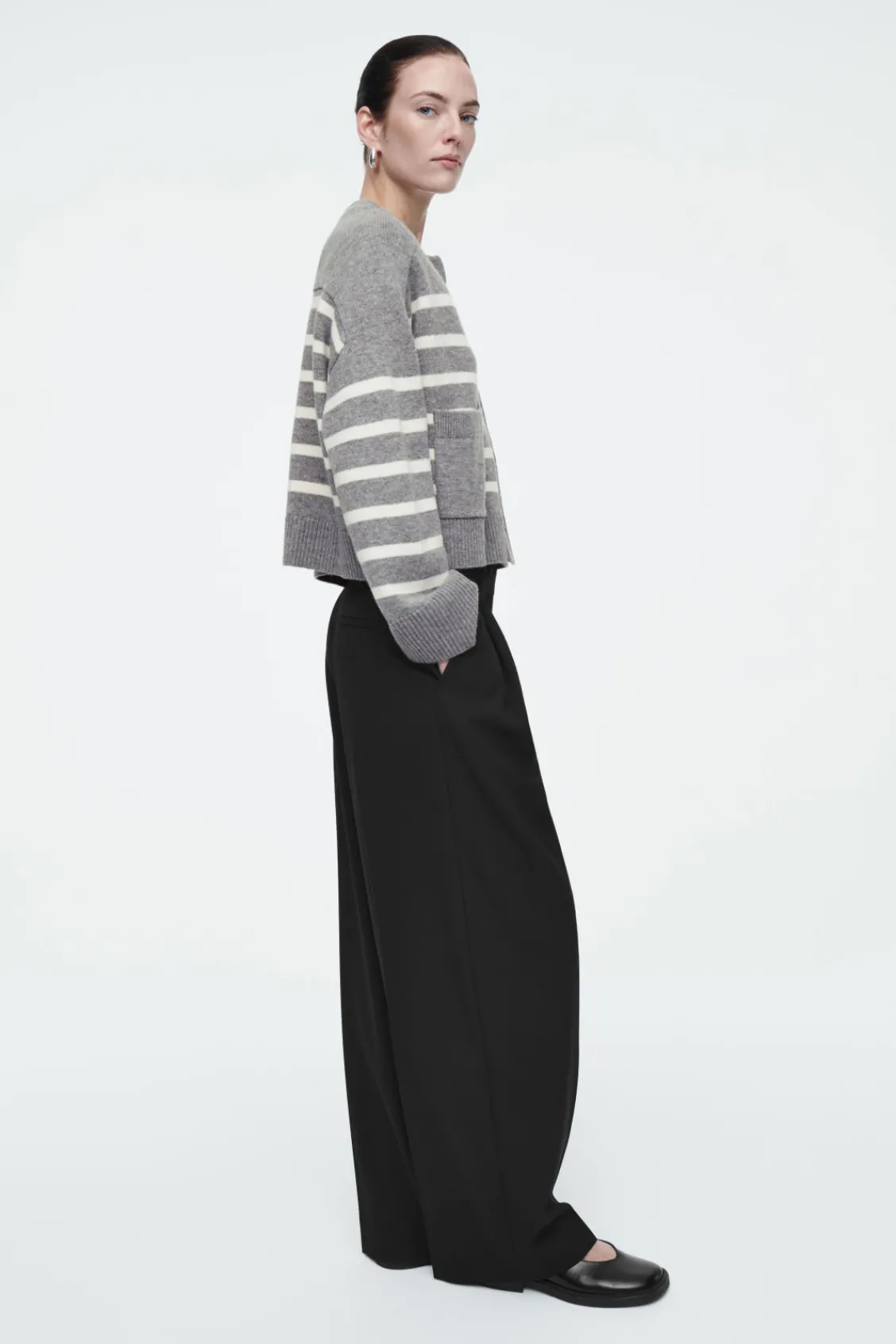 COS WOOL CREW-NECK CARDIGAN-Women Sweaters & Cardigans