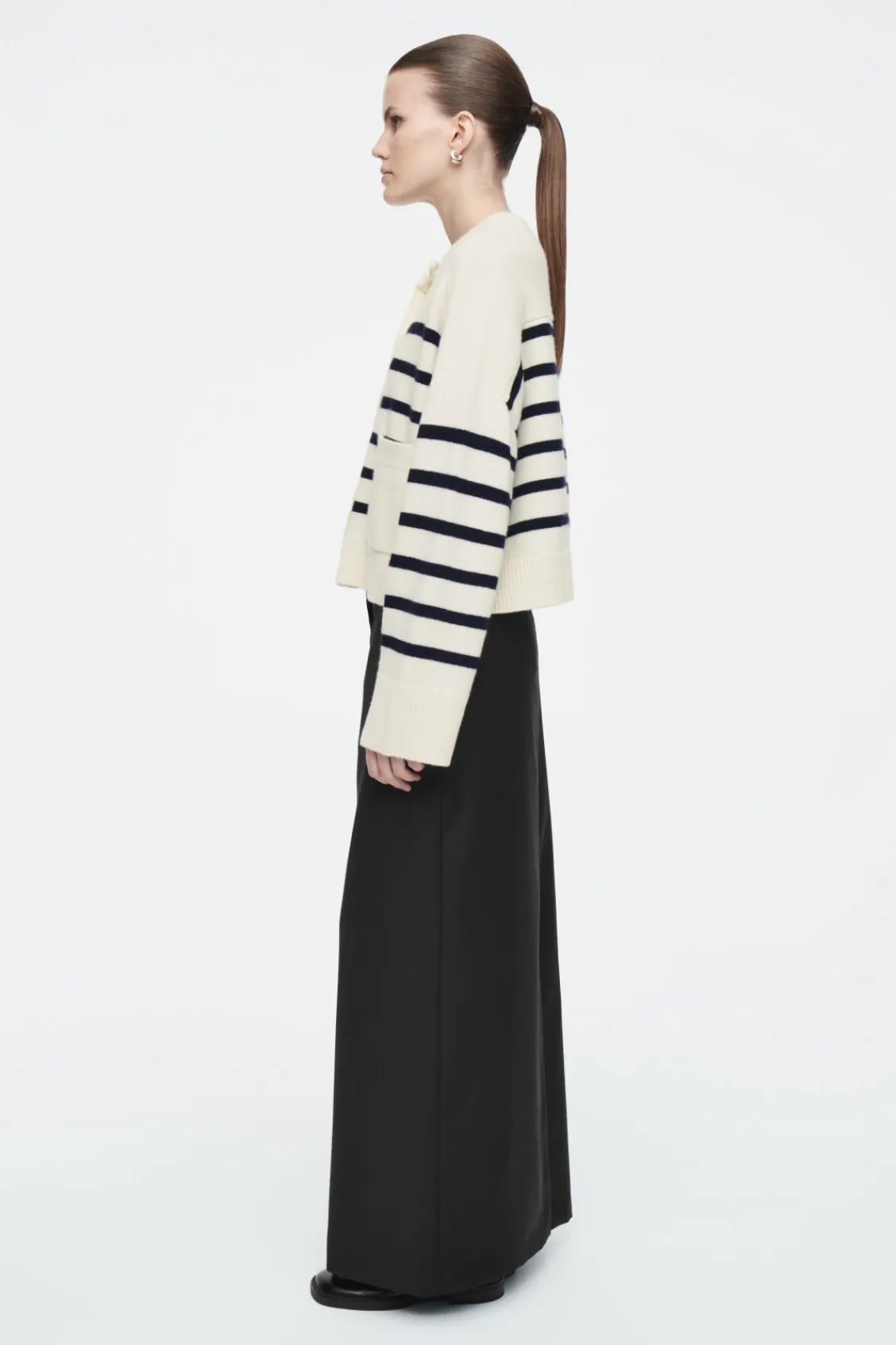 COS WOOL CREW-NECK CARDIGAN-Women Sweaters & Cardigans