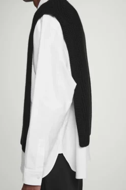 COS WOOL-CASHMERE V-NECK HYBRID TANK- Cashmere | Sweaters & Cardigans